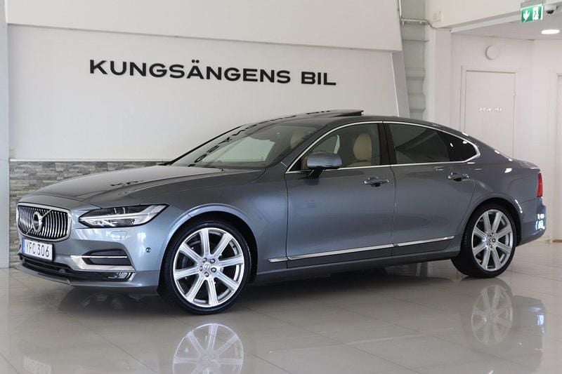 Grå Begagnad 2016 Volvo S90 Inscription Sedan | 307 900 kr (Marknadspris) - Bild 1/4