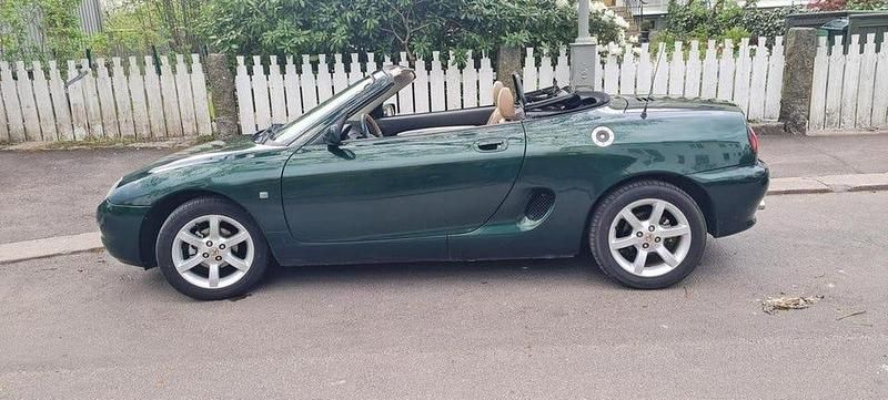 Begagnad MG F 146 HK (107 kW) 2000 Grön Cab