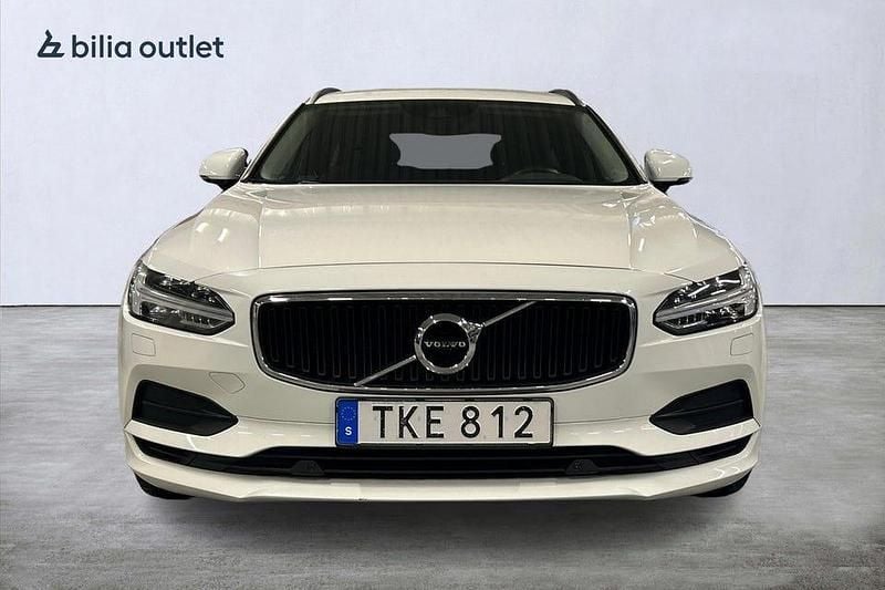 Begagnad Volvo V90 Business Edition 150 HK (110 kW) 2018 Vit Kombi