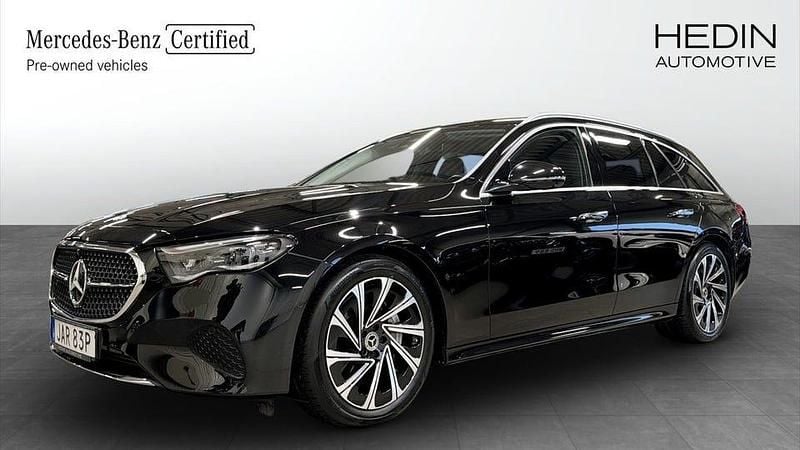 Svart Begagnad 2024 Mercedes E300 Avantgarde Kombi | 549 500 kr - Bild 1/4