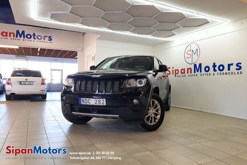 Svart Begagnad 2012 Jeep Grand Cherokee SUV | 144 800 kr (Bra pris) - Bild 1/4