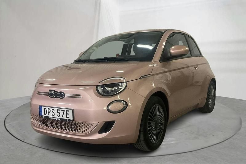 Röd Begagnad 2022 Fiat 500e | 159 000 kr - Bild 1/4