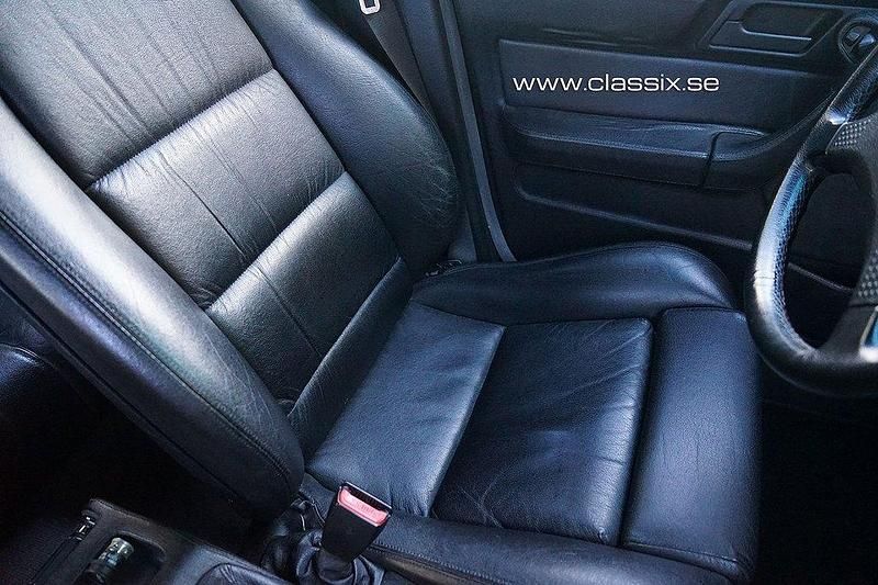 Begagnad BMW M5 340 HK (250 kW) 1993 Violet Kombi