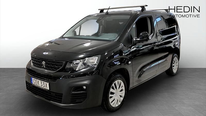 Svart Begagnad 2021 Peugeot Partner Van | 129 000 kr (Marknadspris) - Bild 1/4