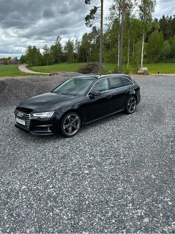 Svart Begagnad 2019 Audi A4 Sport Kombi | 195 000 kr (Bra pris) - Bild 1/4