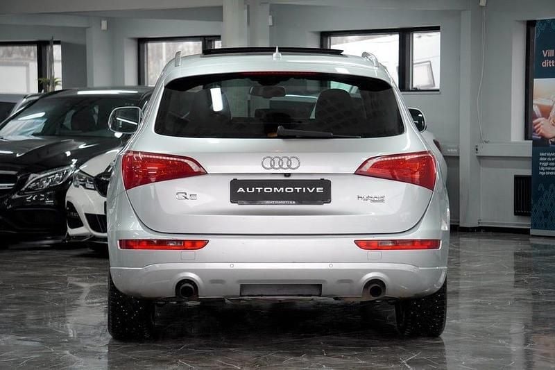 Begagnad Audi Q5 245 HK (180 kW) 2012 Silver SUV