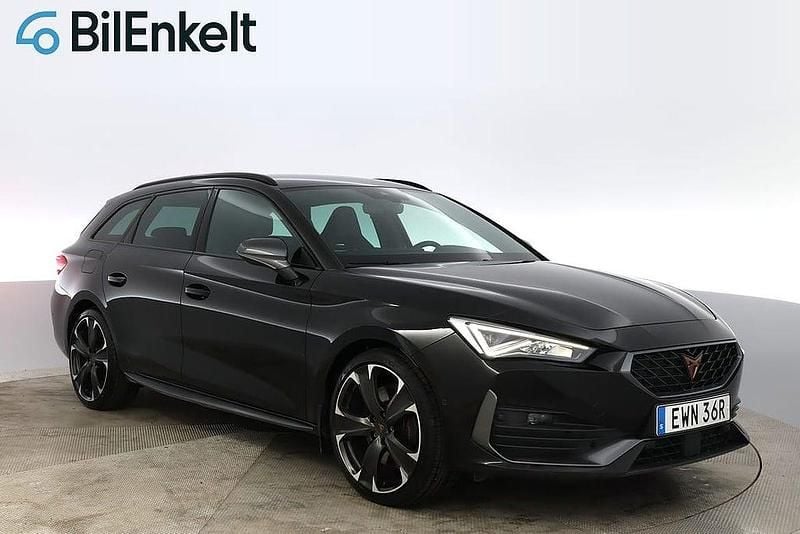 Svart Begagnad 2022 Cupra Leon Kombi | 268 900 kr (Marknadspris) - Bild 1/4