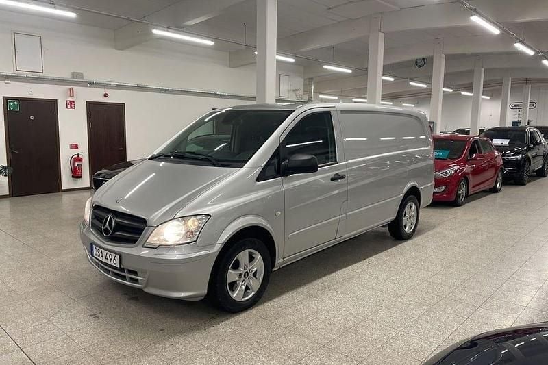 Silver Begagnad 2014 Mercedes Vito Van | 89 500 kr (Bra pris) - Bild 1/4