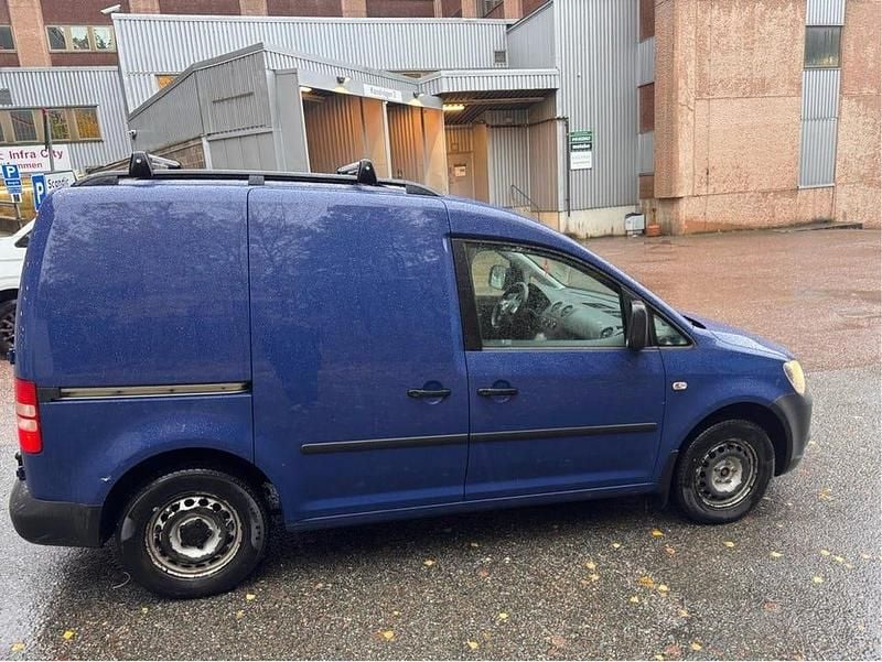 Blå Begagnad 2012 VW Caddy Minibuss | 55 000 kr (Bra pris) - Bild 1/4