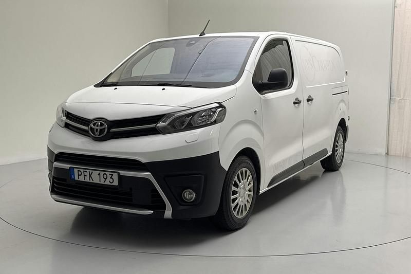 Vit Begagnad 2017 Toyota Proace Van | 85 000 kr - Bild 1/4