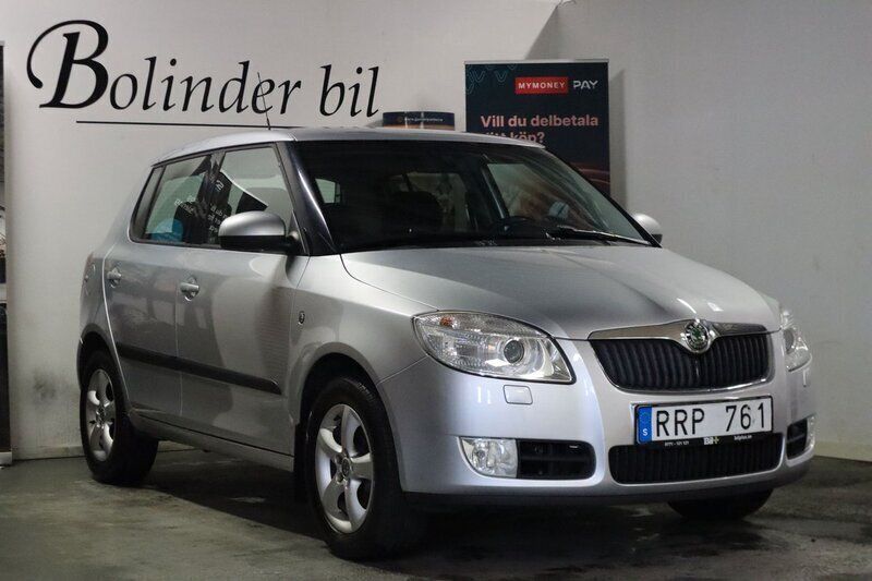 Silver Begagnad 2008 Skoda Fabia Halvkombi | 84 900 kr (Marknadspris) - Bild 1/4