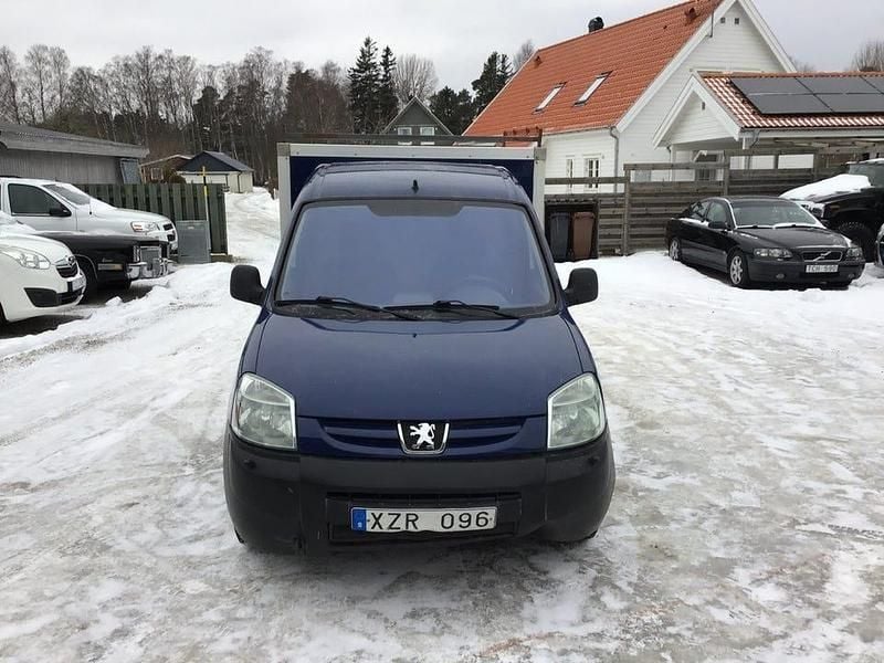 Begagnad Peugeot Partner 90 HK (66 kW) 2006 Vit Minibuss