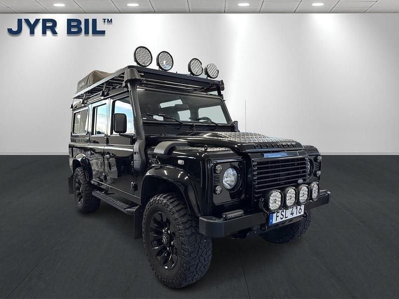 Begagnad Land Rover Defender 122 HK (89 kW) 2012 Svart Kombi