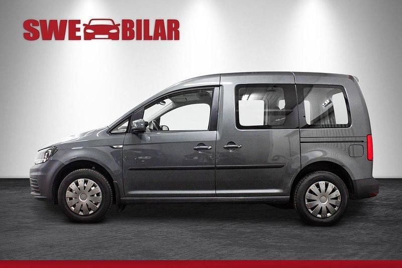Begagnad VW Caddy S 111 HK (81 kW) 2018 Mörkgrå Minibuss