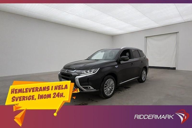 Begagnad Mitsubishi Outlander 224 HK (164 kW) 2020 Svart SUV