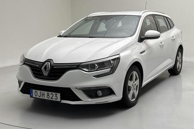Vit Begagnad 2017 Renault Mégane IV Kombi | 109 000 kr (Superpris) - Bild 1/4