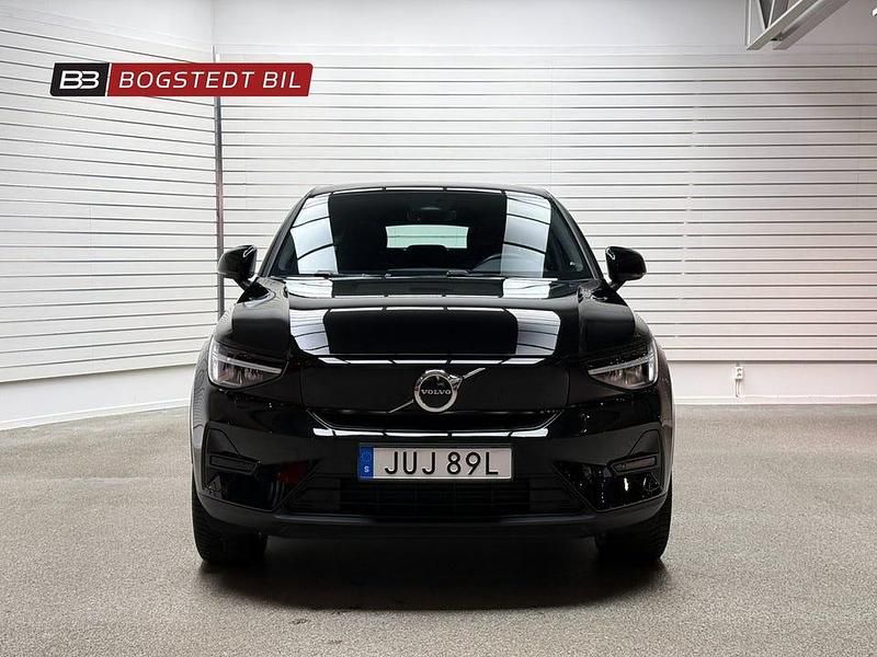 Begagnad Volvo C40 Core 169 kW (231 HK) 2022 Svart SUV