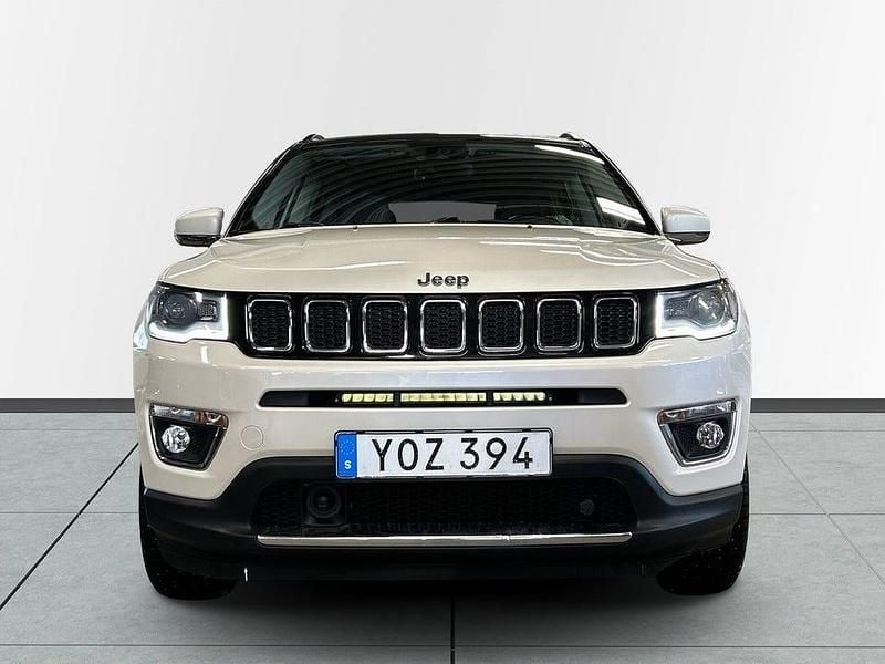 Begagnad Jeep Compass 170 HK (125 kW) 2018 Vit SUV