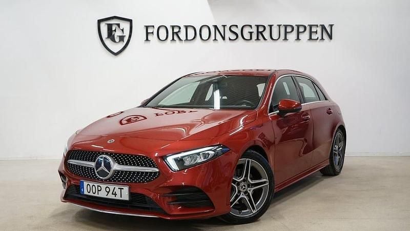 Begagnad Mercedes A180 AMG 136 HK (100 kW) 2022 Röd Halvkombi