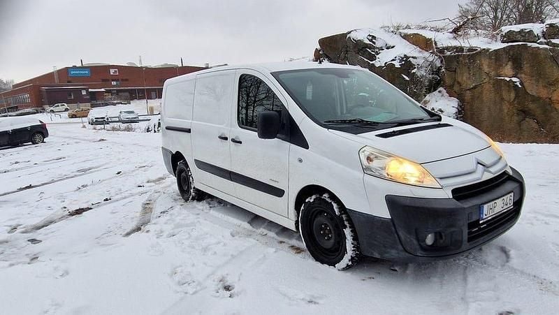 Begagnad Citroën Jumpy 120 HK (88 kW) 2008 Vit Minibuss