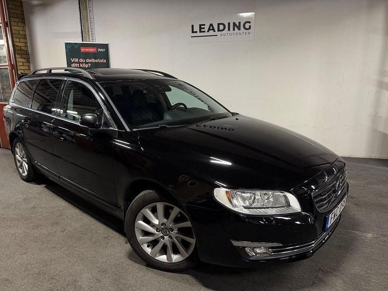 Svart Begagnad 2016 Volvo V70 Kombi | 139 900 kr (Marknadspris) - Bild 1/4