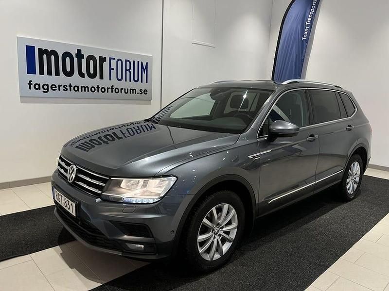 Grå Begagnad 2018 VW Tiguan Allspace SUV | 215 000 kr (Bra pris) - Bild 1/4