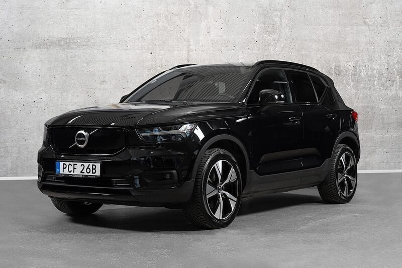 Begagnad 2022 Volvo XC40 SUV | 329 500 kr - Bild 1/4