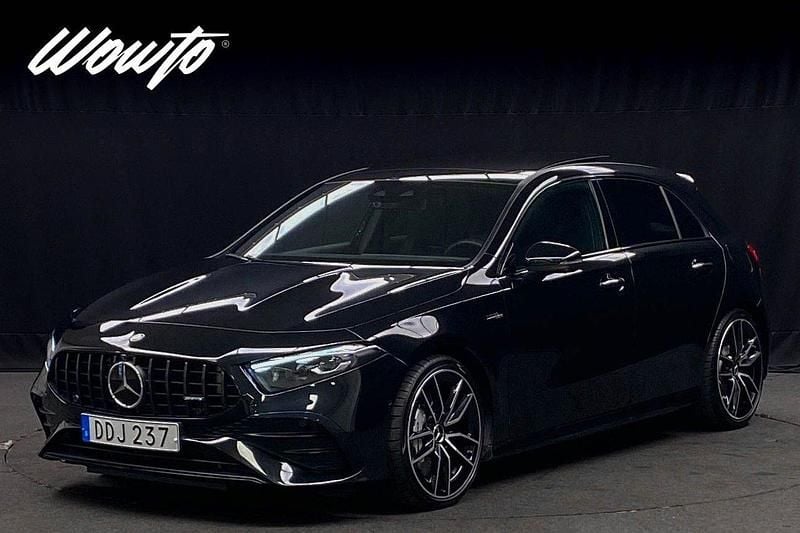 Svart Begagnad 2023 Mercedes A35 AMG AMG Halvkombi | 499 800 kr - Bild 1/2