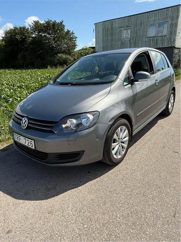 Grå Begagnad 2009 VW Golf Plus Cross Minibuss | 39 900 kr (Bra pris) - Bild 1/4