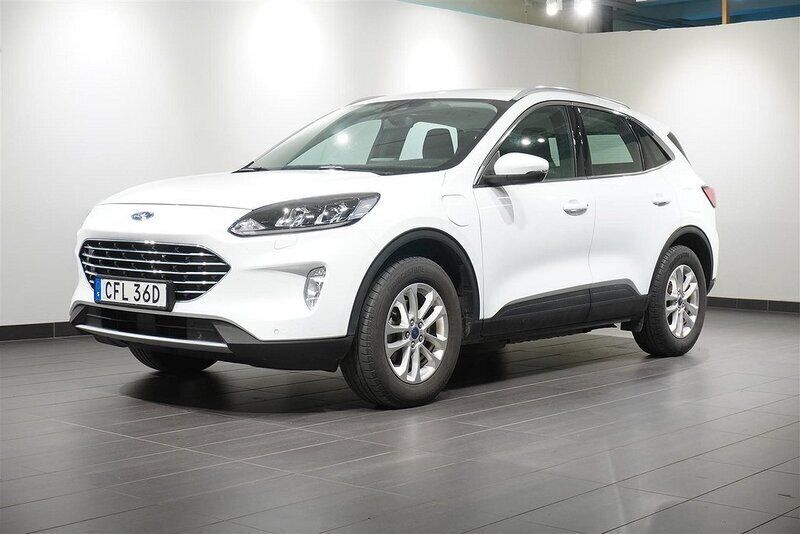 Vit (frozen white solid) Begagnad 2022 Ford Kuga Titanium SUV | 244 800 kr (Bra pris) - Bild 1/2