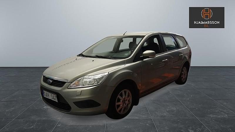 Grå Begagnad 2009 Ford Focus Trend Kombi | 28 500 kr (Marknadspris) - Bild 1/4