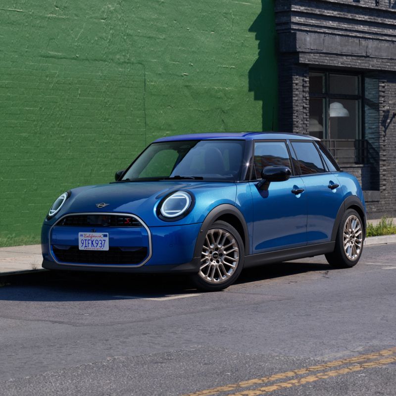 Begagnad Mini Cooper 2024 Halvkombi