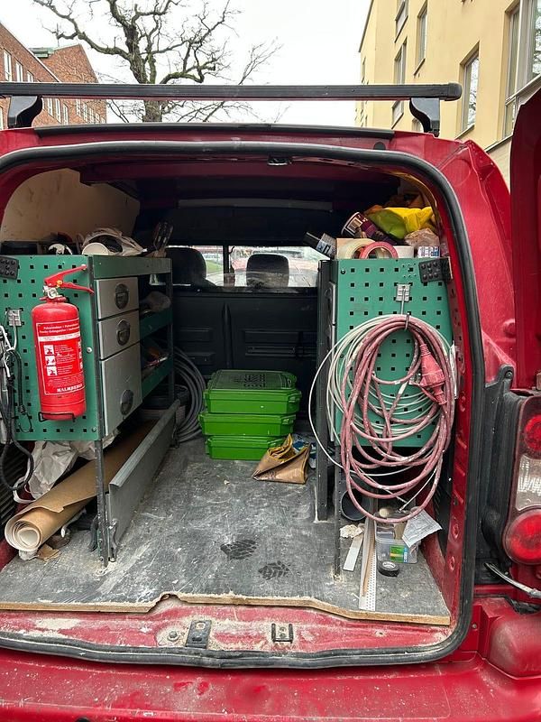 Begagnad 2018 Peugeot Partner Van | 95 000 kr (Marknadspris) - Bild 1/4