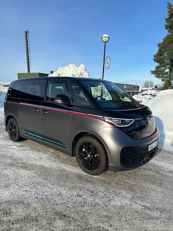 Begagnad VW ID. Buzz 150 kW (204 HK) 2024 Folierad sen ny Minibuss