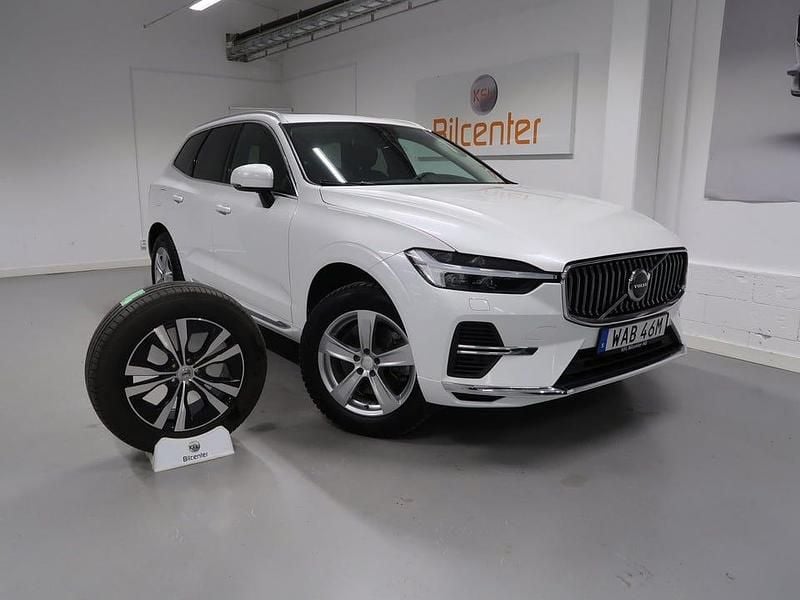 Vit Begagnad 2023 Volvo XC60 SUV | 399 900 kr - Bild 1/3