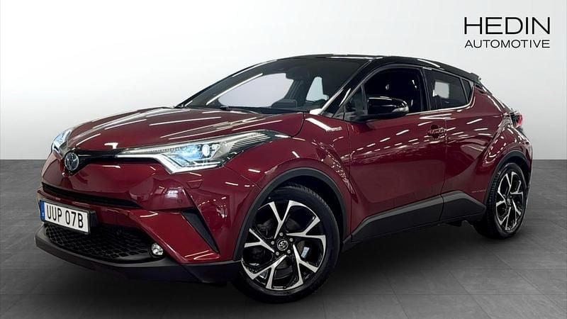 Röd (red) Begagnad 2019 Toyota C-HR Edition SUV | 239 900 kr (Marknadspris) - Bild 1/4