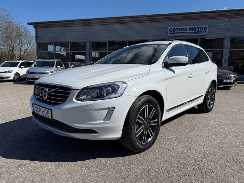 Vit Begagnad 2017 Volvo XC60 Standard SUV | 184 900 kr (Marknadspris) - Bild 1/4