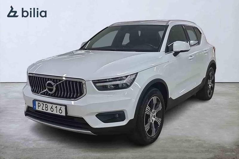 Vit Begagnad 2019 Volvo XC40 Inscription SUV | 299 000 kr (Marknadspris) - Bild 1/1