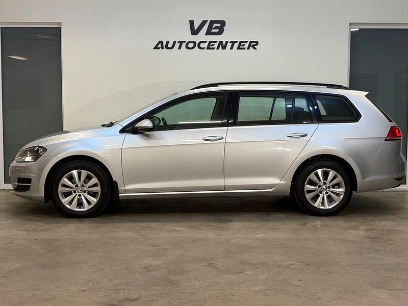 Begagnad VW Golf VII 105 HK (77 kW) 2015 Silver Kombi
