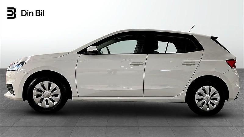 Begagnad Skoda Fabia Ambition 80 HK (58 kW) 2023 Candy white Halvkombi