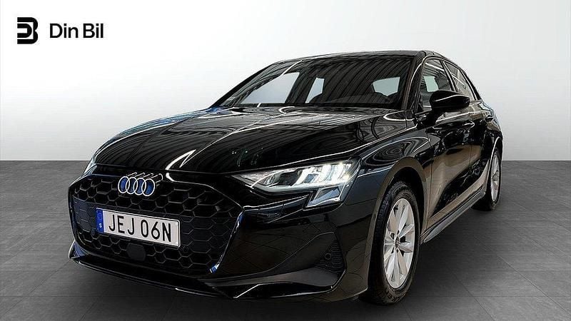 Svart Begagnad 2024 Audi A3 Sportback Proline Halvkombi | 314 000 kr (Lite dyr) - Bild 1/4