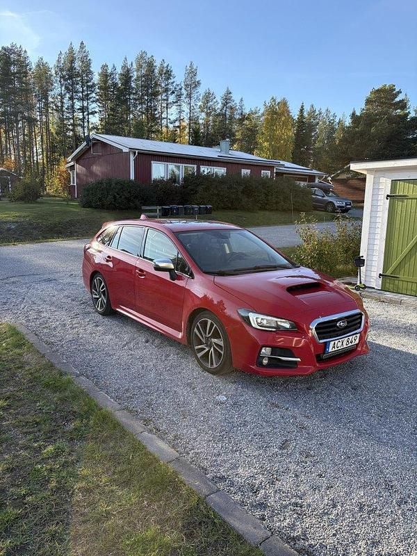 Röd Begagnad 2016 Subaru Levorg Kombi | 149 000 kr (Bra pris) - Bild 1/4