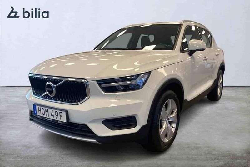 Vit Begagnad 2020 Volvo XC40 SUV | 249 900 kr (Lite dyr) - Bild 1/1