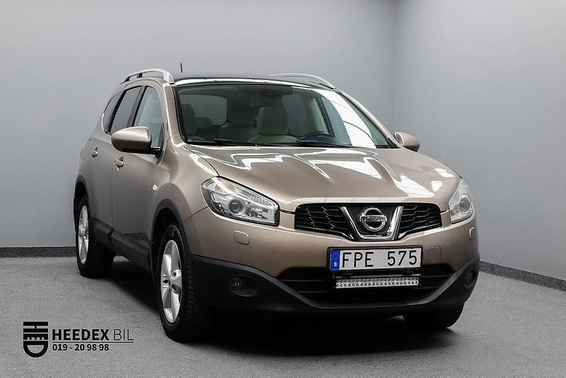 Brun (cafe latte) Begagnad 2010 Nissan Qashqai +2 SUV | 54 800 kr (Marknadspris) - Bild 1/4