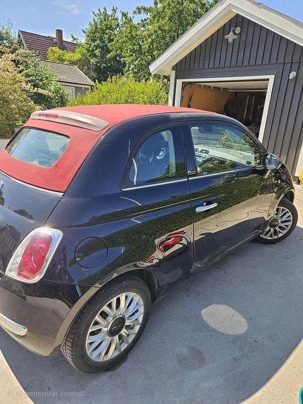 Svart Begagnad 2015 Fiat 500C Lounge Cab | 75 000 kr (Bra pris) - Bild 1/4