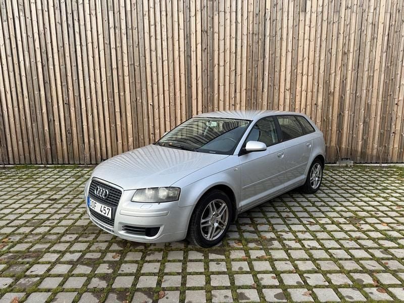 Silver Begagnad 2007 Audi A3 Sportback Proline Halvkombi | 49 900 kr (Marknadspris) - Bild 1/4