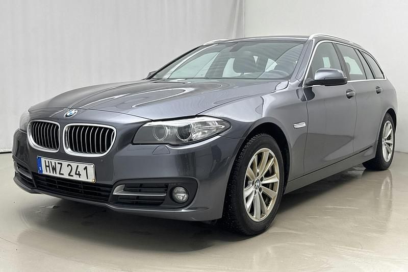 Grå Begagnad 2016 BMW 520 Kombi | 140 000 kr (Marknadspris) - Bild 1/4