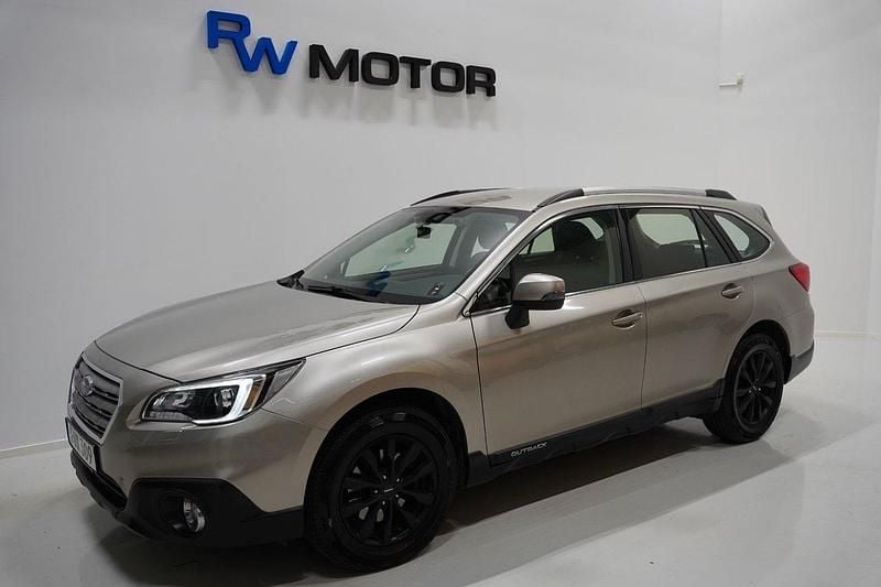 Ljusbrun Begagnad 2014 Subaru Outback SUV | 134 800 kr (Marknadspris) - Bild 1/4