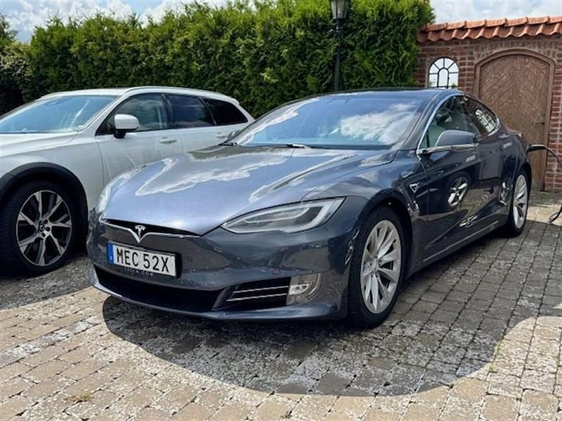 Begagnad Tesla Model S Long Range AWD 311 kW (423 HK) 2020 Grå Halvkombi