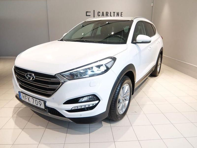 Vit Begagnad 2017 Hyundai Tucson SUV | 144 000 kr (Marknadspris) - Bild 1/4